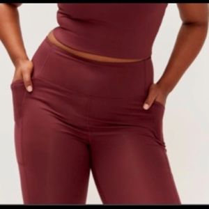 NWT Girlfriend Collective Mulberry Pocket Leggings
